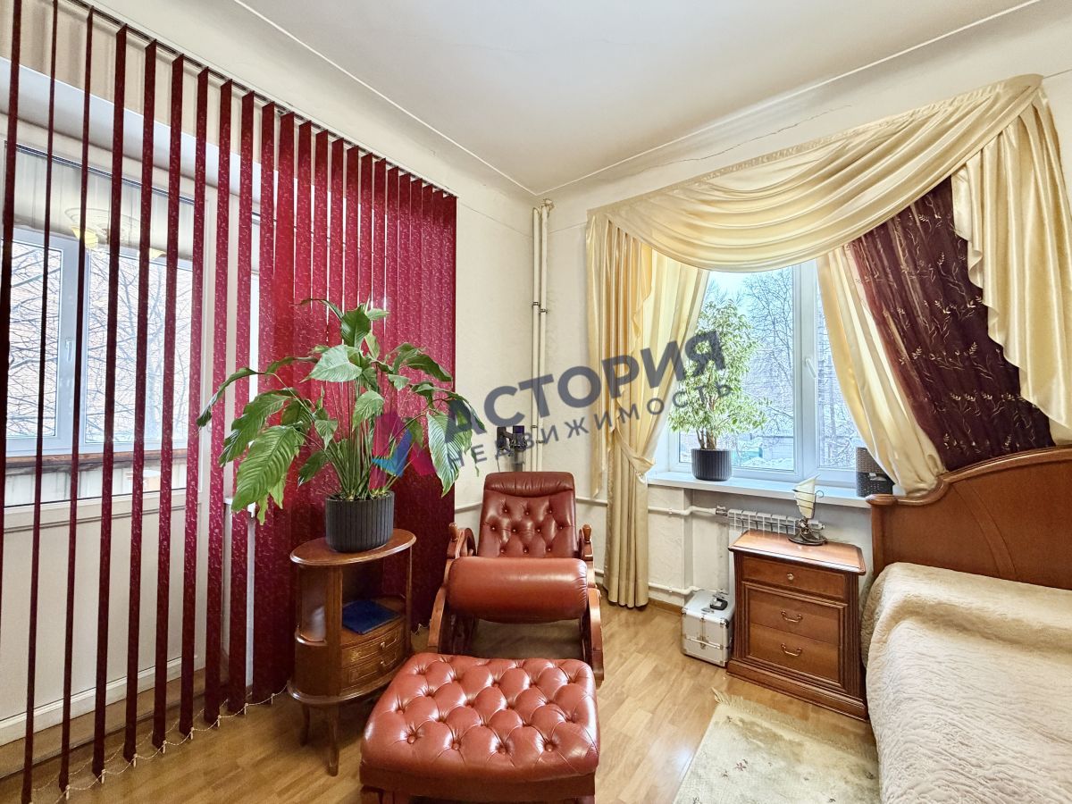 Гоголевская ул 76, 3к, 2/5