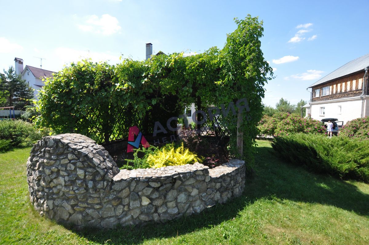 д.Курлутовка, 295 кв.м., 200 сот