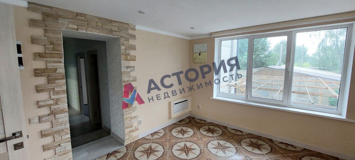 Комсомольский, 270 кв.м., 12 сот