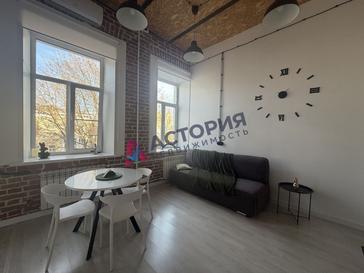 Тургеневская ул 74, 1к, 3/3