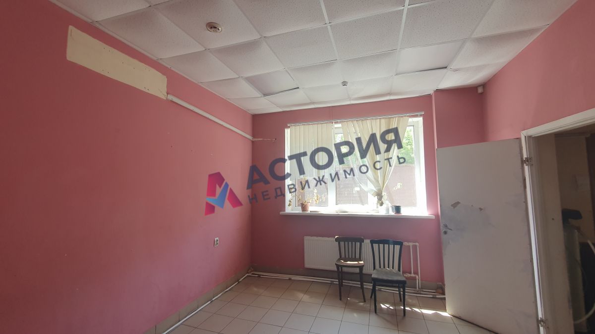 Макаренко ул 9б, 175.00 кв.м.