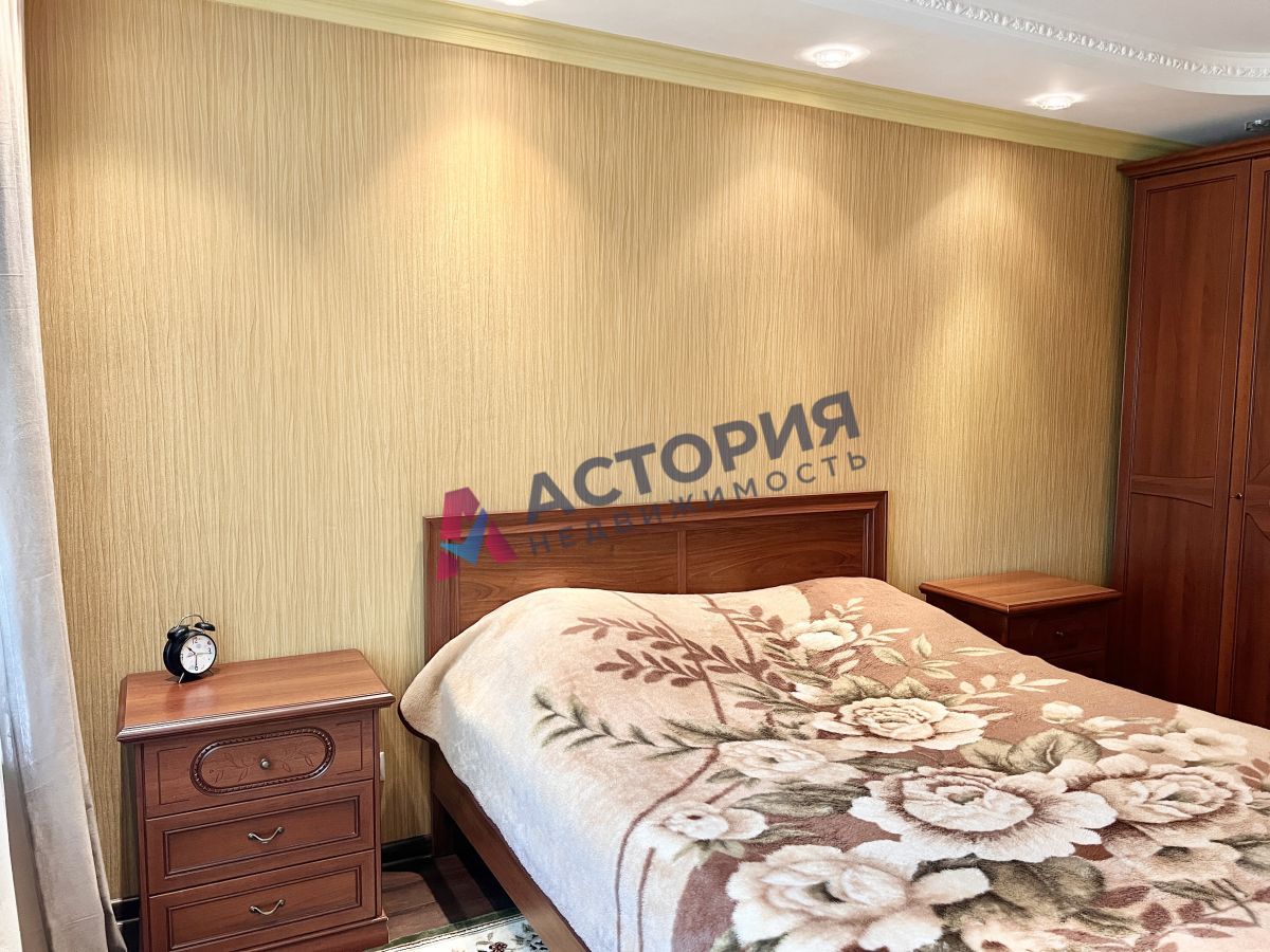 Макаренко ул 17А, 3к, 2/5