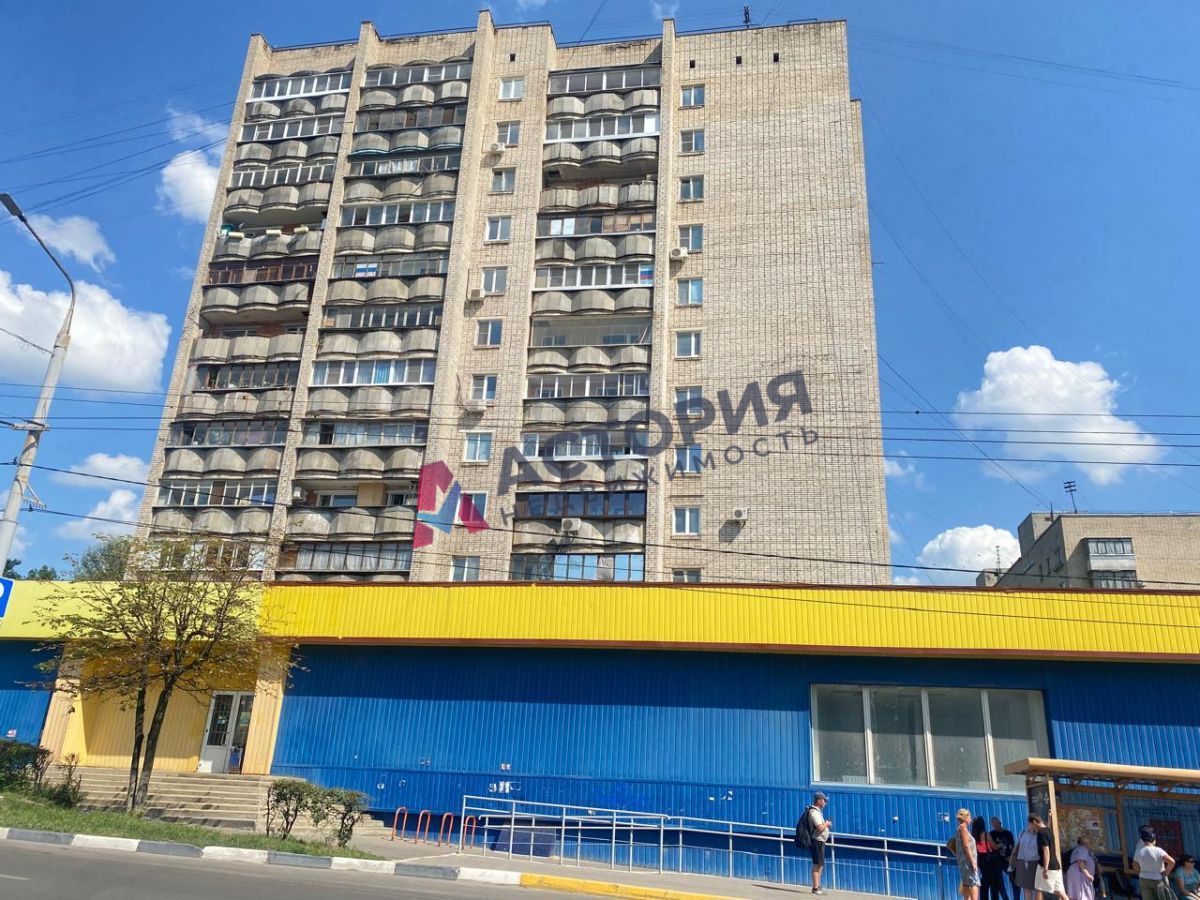 Октябрьская ул 77, 1к, 4/12