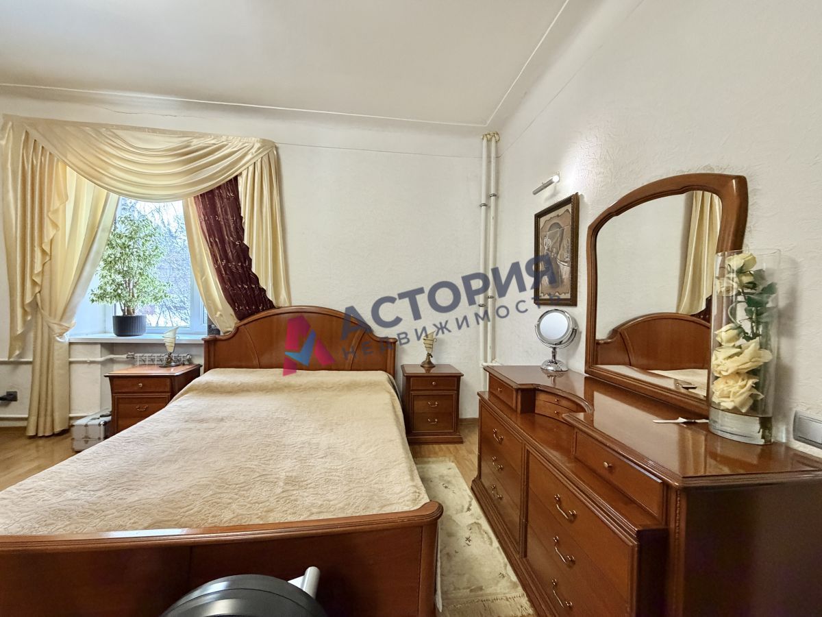 Гоголевская ул 76, 3к, 2/5