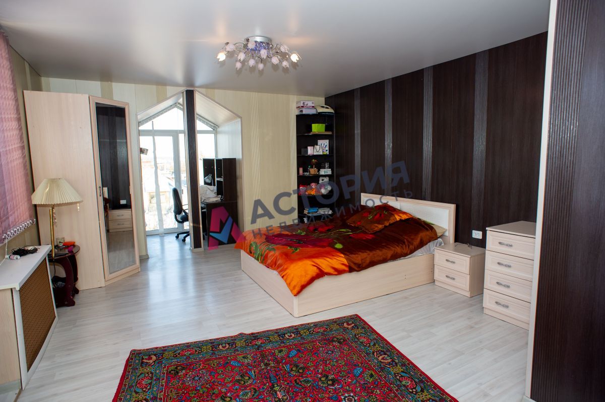 Октябрьский, 220 кв.м., 5.39 сот