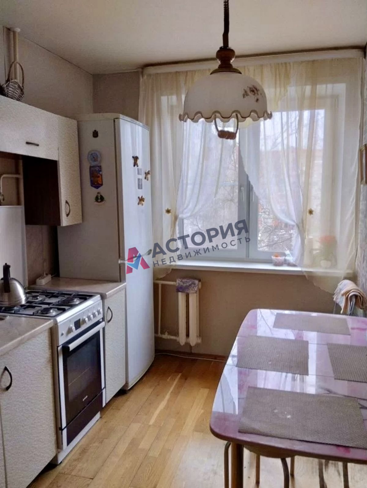 М.Горького ул 14, 3к, 6/9