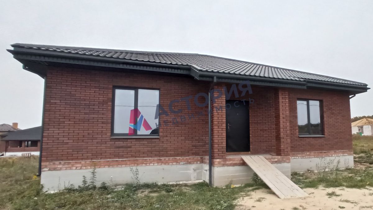 д. Медвенка, 155 кв.м., 10.65 сот
