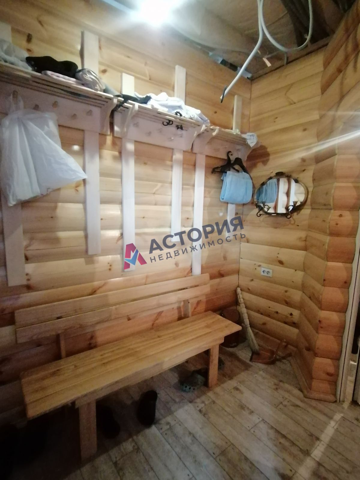 Патронная ул 42, 489.80 кв.м.