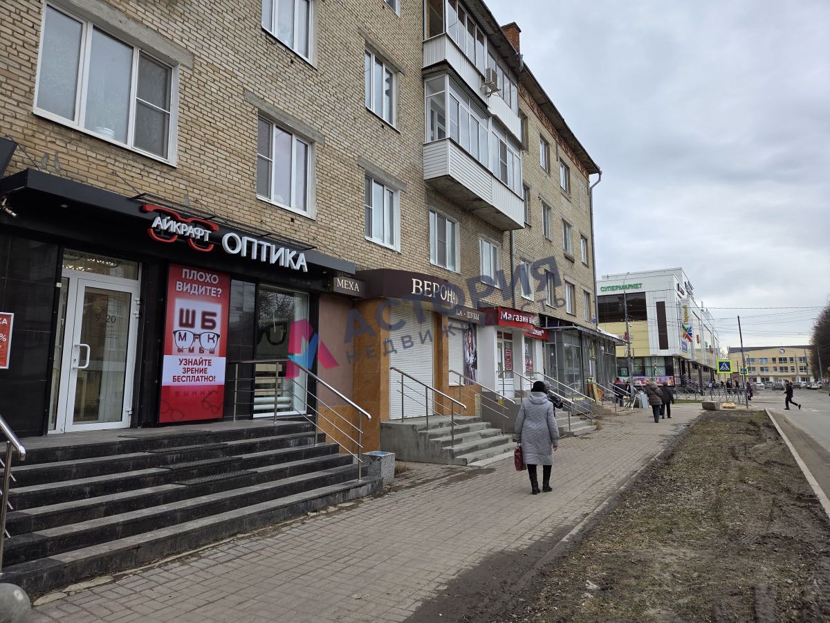 Садовского ул 12, 64.00 кв.м.