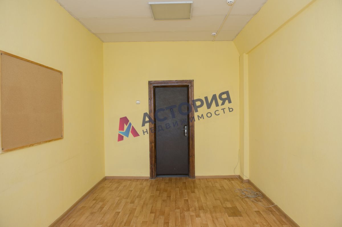 Рязанская ул 20, 18.40 кв.м.