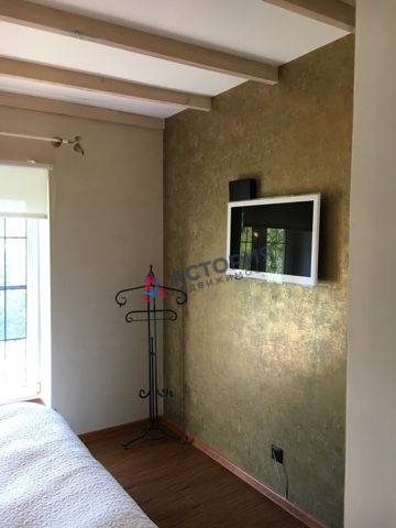 п.Первомайский, 270 кв.м., 13 сот