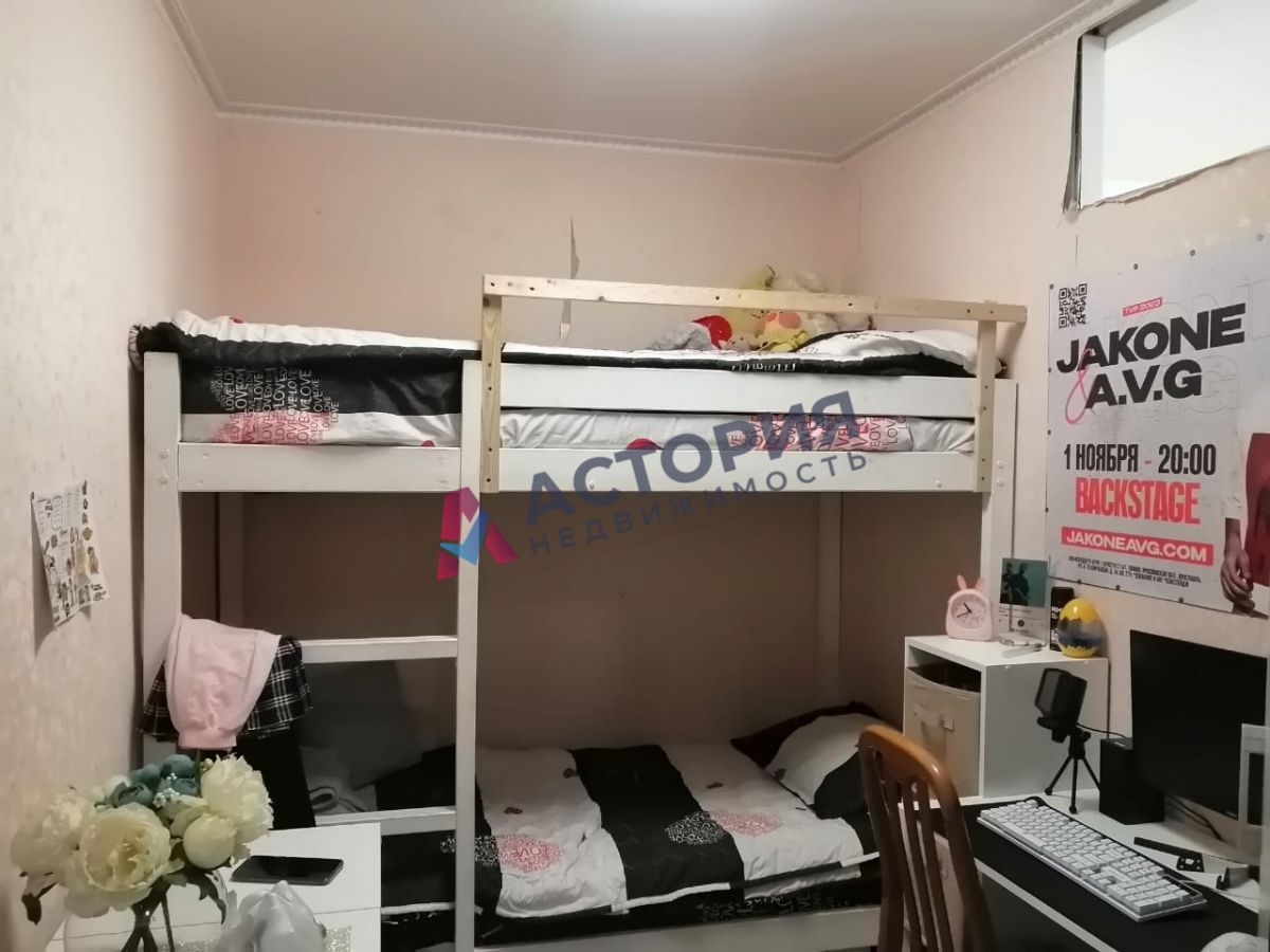 Макаренко ул 11, 1к, 2/5